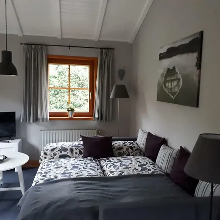 Blockhausperle Im Grunen Holiday home