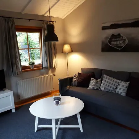 Blockhausperle Im Grunen Holiday home Oldenburg