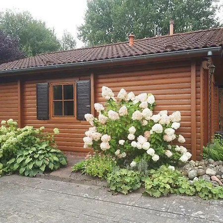 Blockhausperle Im Grunen * Oldenburg