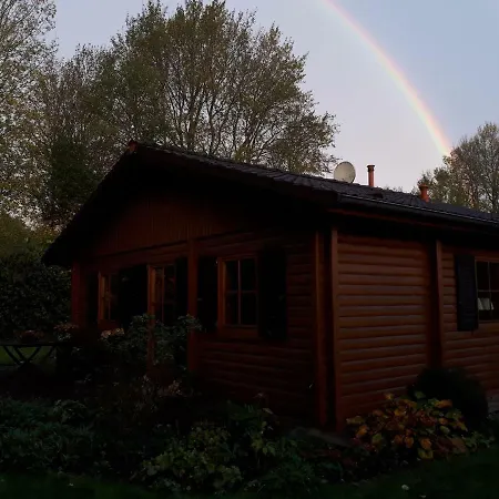 Blockhausperle Im Grunen *